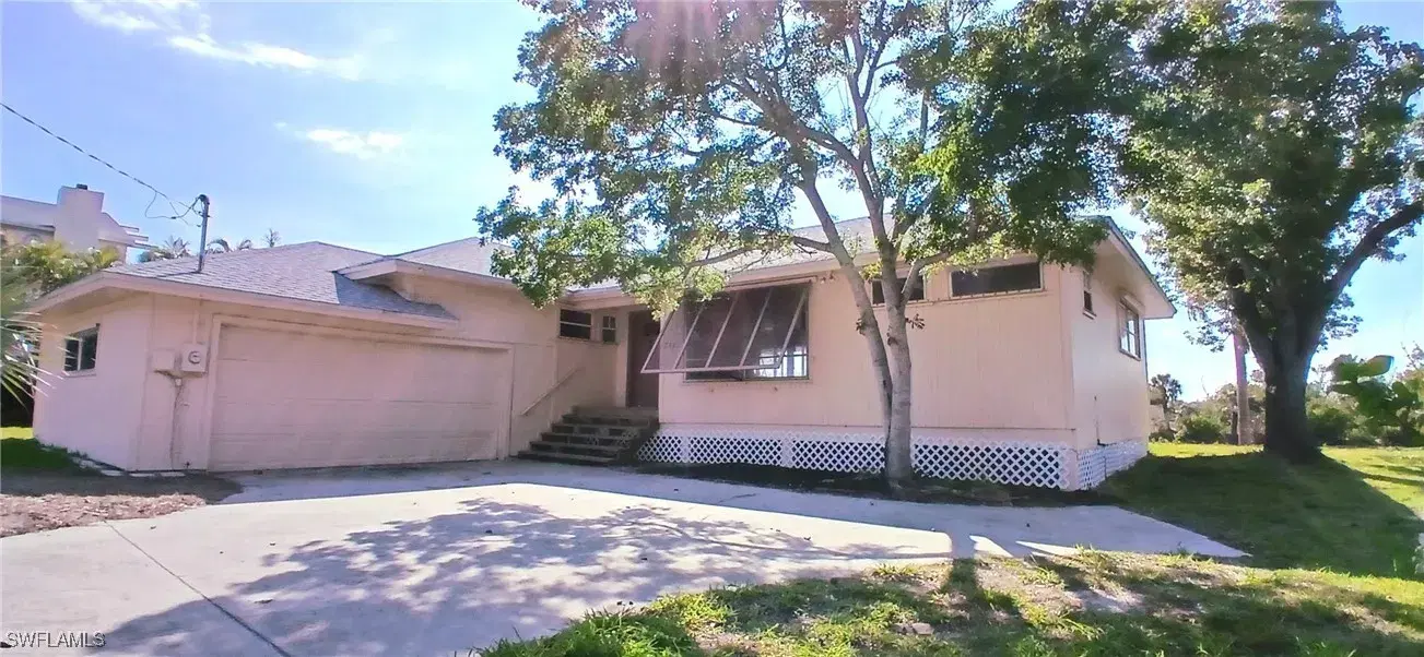 Picture of 713 Rabbit Rd, Sanibel, FL 33957