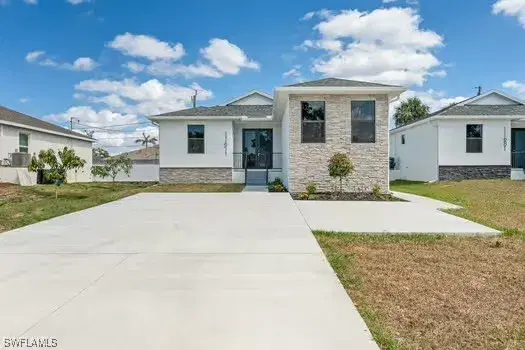 Picture of 11681 Pawley Ave, Bonita Springs FL 34135