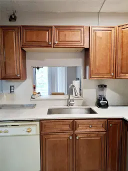 Picture of 2800 Somerset Drive 202J, Lauderdale Lakes, FL 33311