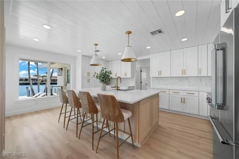 Picture of 269 Sunflower Ct, Marco Island FL 34145