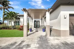 Picture of 1135 Lorraine Ct, Cape Coral, FL 33904