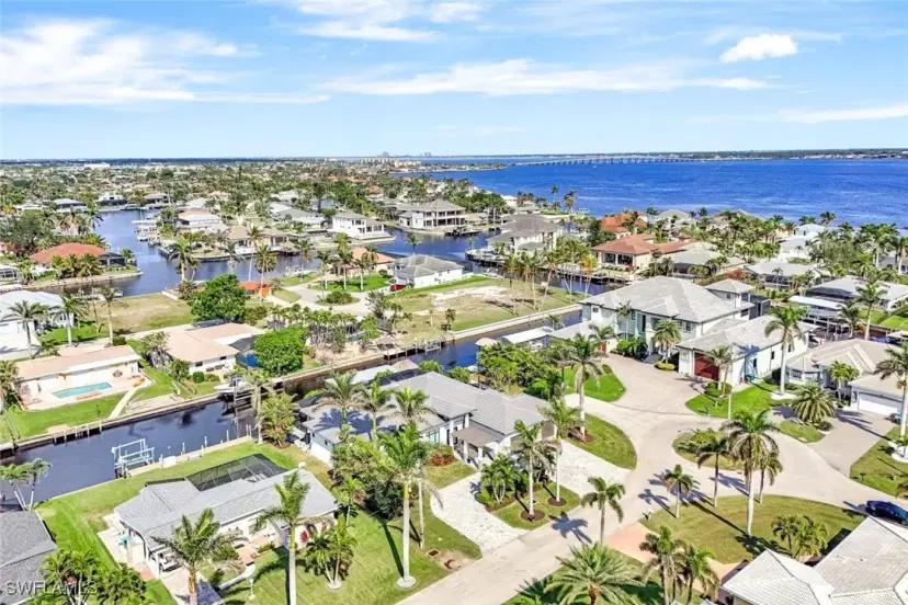 Picture of 1135 Lorraine Ct, Cape Coral FL 33904