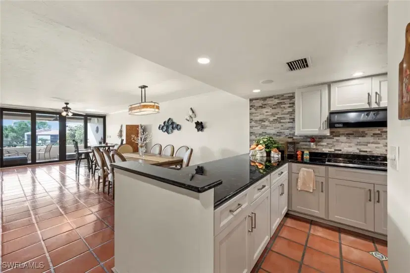 Picture of 5260 S Landings Dr 304, Fort Myers FL 33919