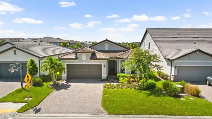 Picture of 9241 Holden Dr, Fort Myers FL 33967