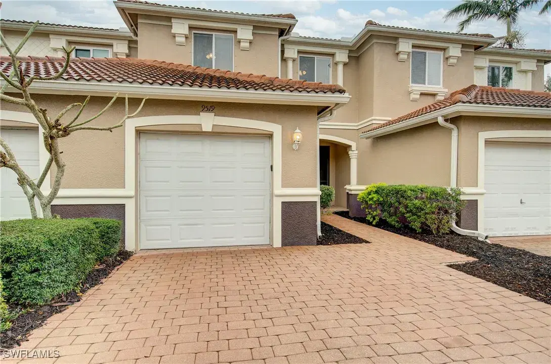 Picture of 9519 Roundstone Cir, Fort Myers, FL 33967