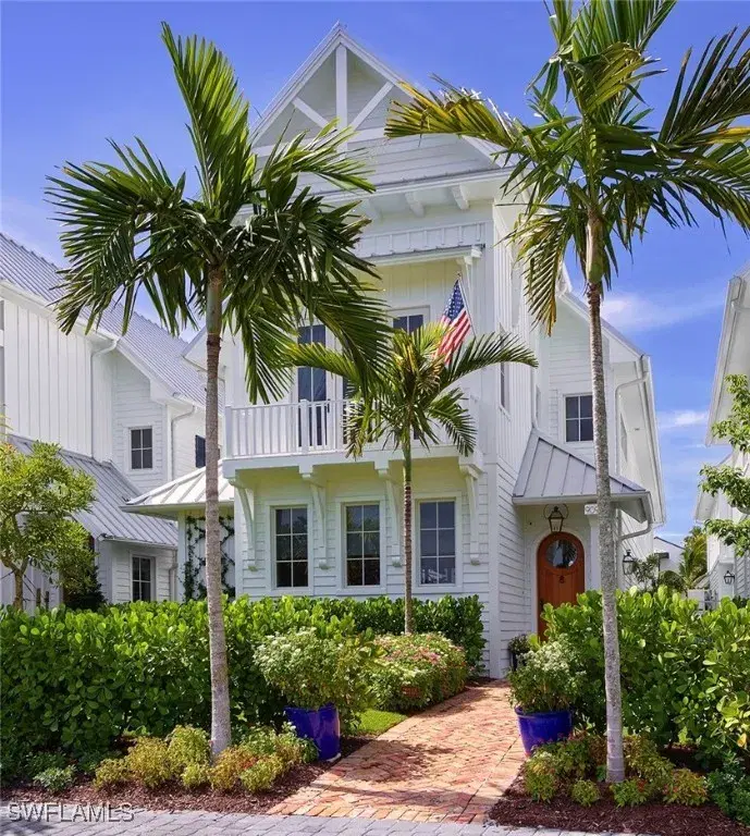 Picture of 909 10Th Ave S, Naples FL 34102