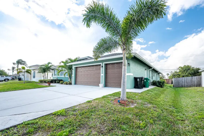 Picture of 4658 SW Leeward Street, Port St Lucie FL 34953