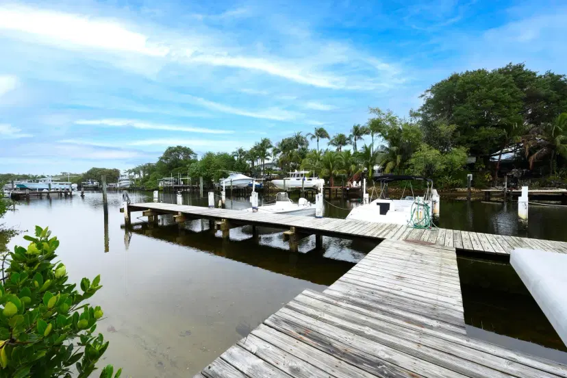 Picture of 342 Southwind Drive 121, North Palm Beach FL 33408
