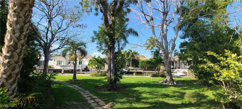 Picture of 1890 Tarpon Rd, Naples FL 34102