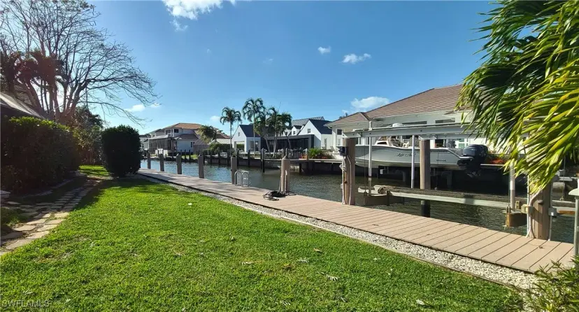 Picture of 1890 Tarpon Rd, Naples FL 34102