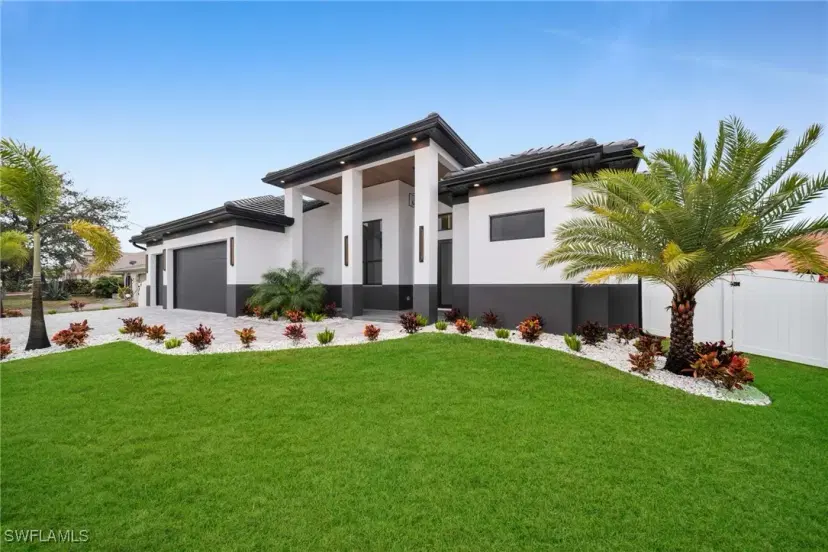 Picture of 10 SW 33Rd Ave, Cape Coral FL 33991