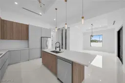Picture of 10 SW 33Rd Ave, Cape Coral, FL 33991