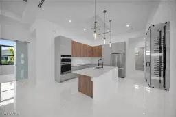 Picture of 10 SW 33Rd Ave, Cape Coral, FL 33991
