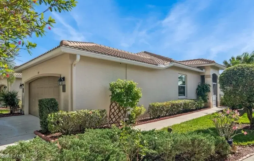 Picture of 1909 Crestview Way 1909, Naples FL 34119