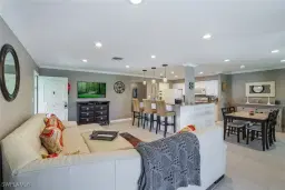 Picture of 4150 Belair Ln 203, Naples, FL 34103