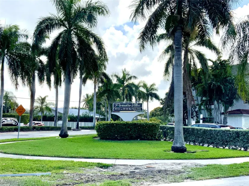 Picture of 581 Blue Heron Dr 108-B, Hallandale Beach FL 33009