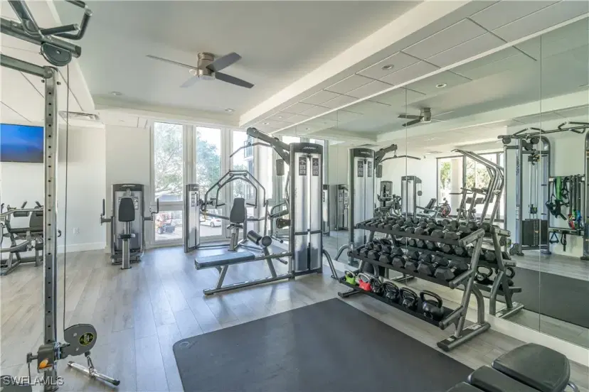 Picture of 4031 Gulf Shore Blvd N Phie, Naples FL 34103