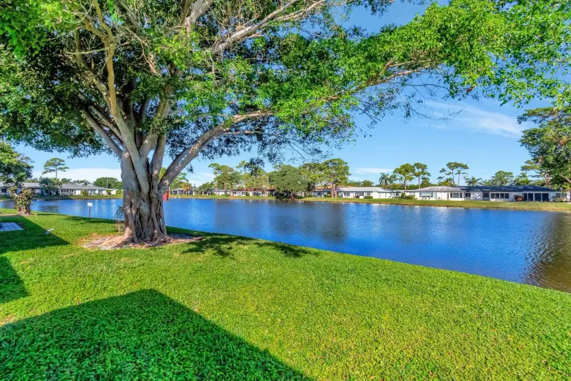 Picture of 5325 Privet Pl C, Delray Beach FL 33484