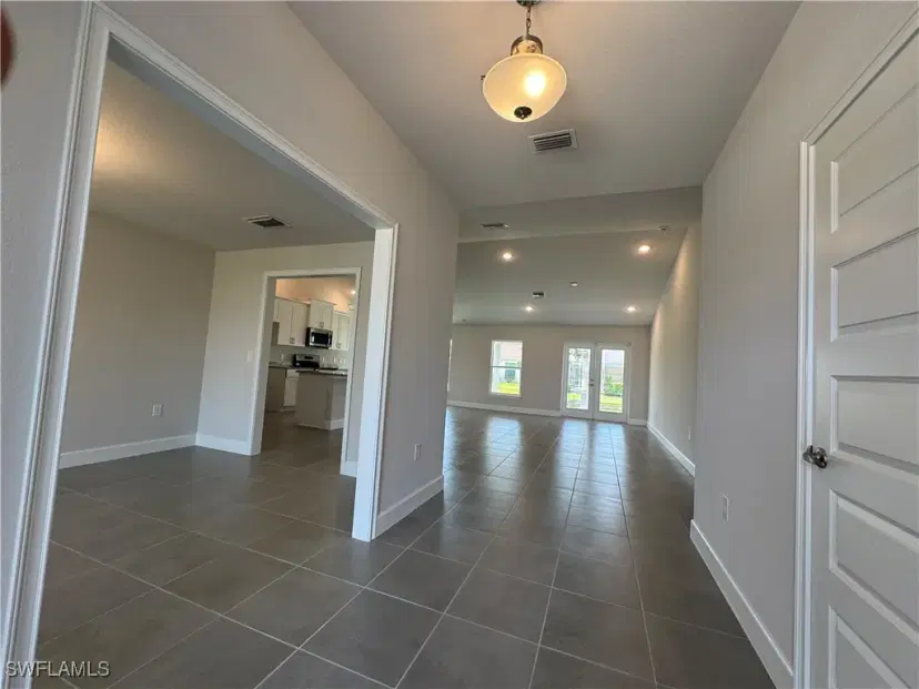 Picture of 1424 Nelson Rd N, Cape Coral FL 33993