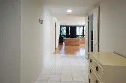 Picture of 2450 Presidential Way 208, West Palm Beach, FL 33401