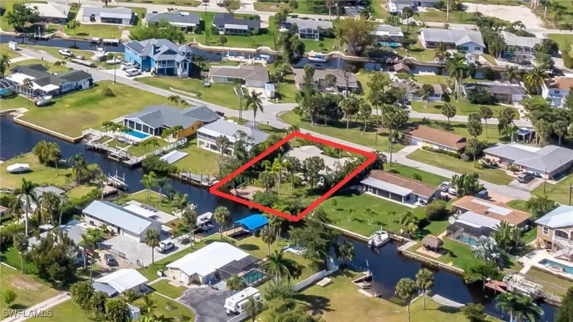 Picture of 6107 Island Park Ct, Fort Myers FL 33908