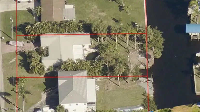Picture of 6107 Island Park Ct, Fort Myers FL 33908