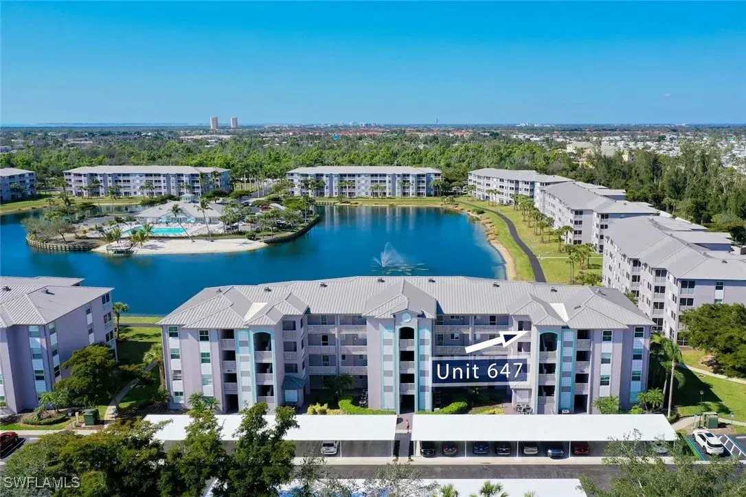 Picture of 16635 Lake Circle Dr 647, Fort Myers, FL 33908