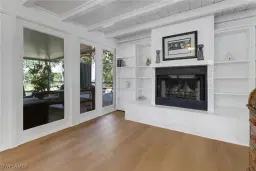 Picture of 1999 Alamanda Dr, Naples, FL 34102