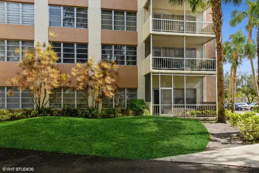 Picture of 10777 W Sample Road 101, Coral Springs FL 33065