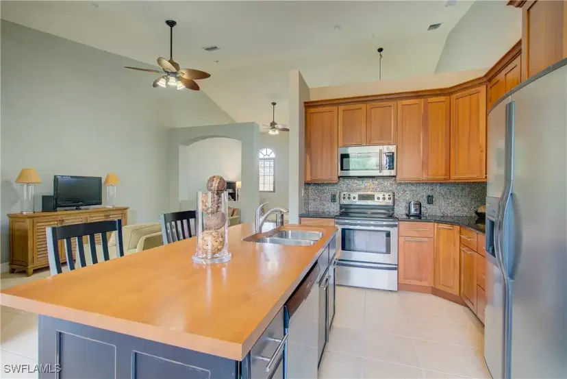 Picture of 13911 Lake Mahogany Blvd 2922, Fort Myers FL 33907