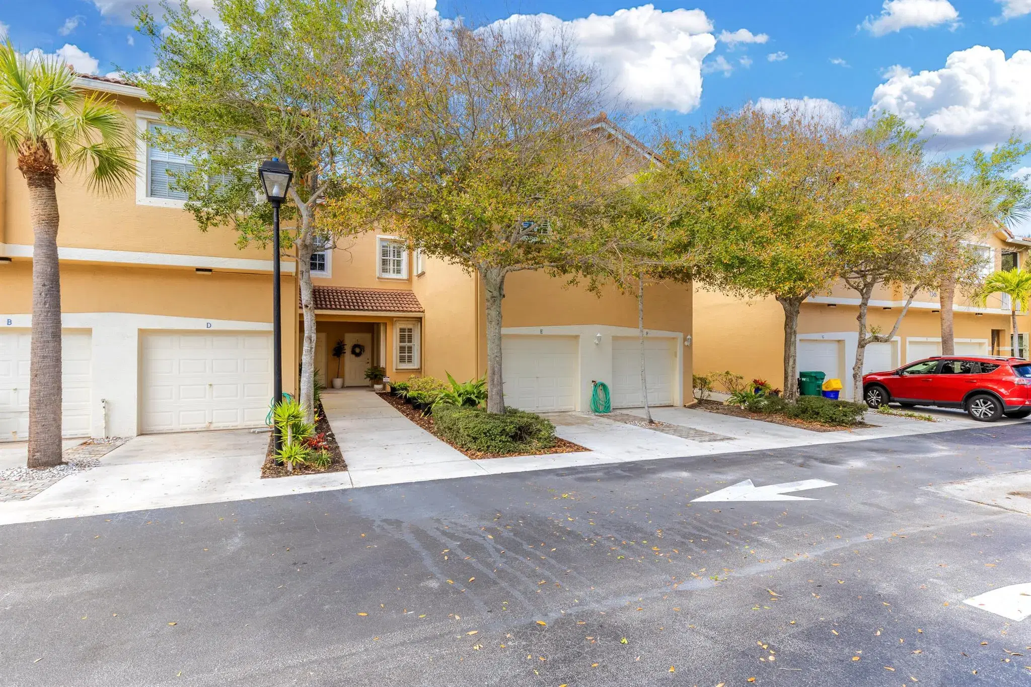 Picture of 156 Village Boulevard E, Tequesta, FL 33469