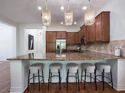 Picture of 3487 Pacific Dr, Naples, FL 34119