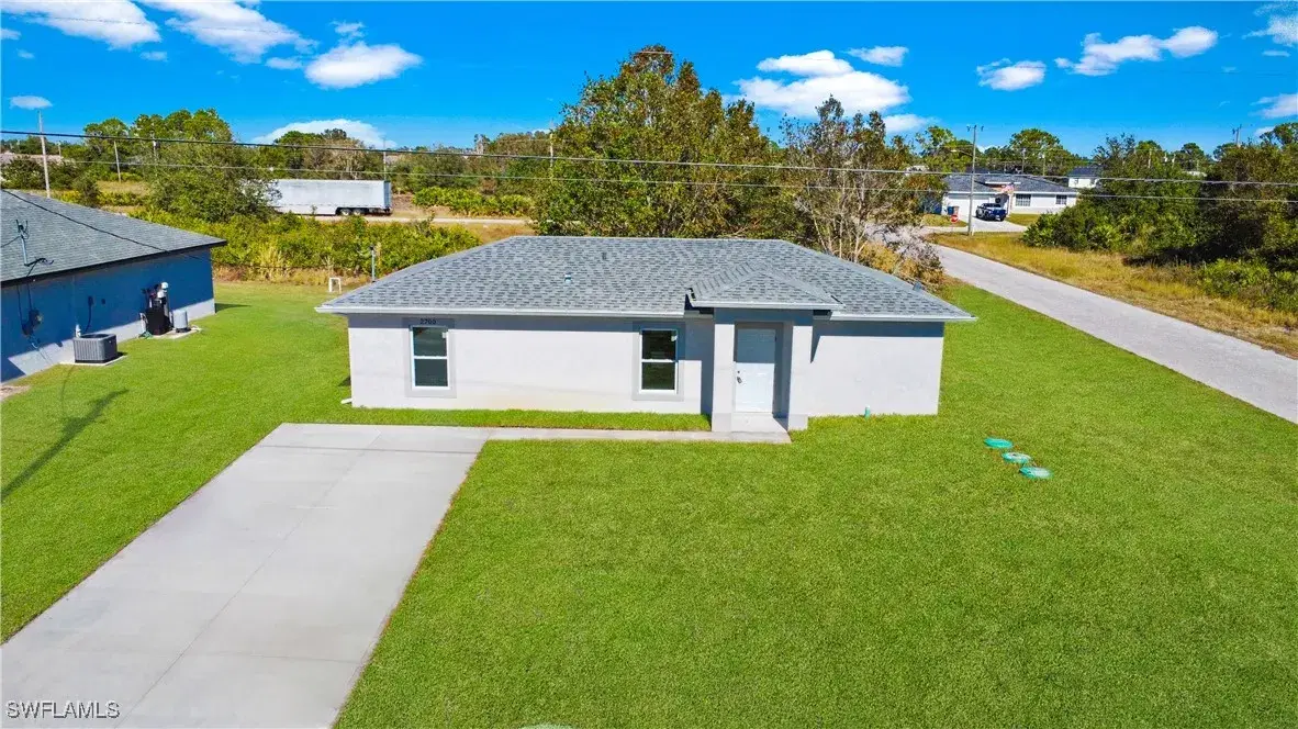 Picture of 2700 31St St Sw, Lehigh Acres, FL 33976