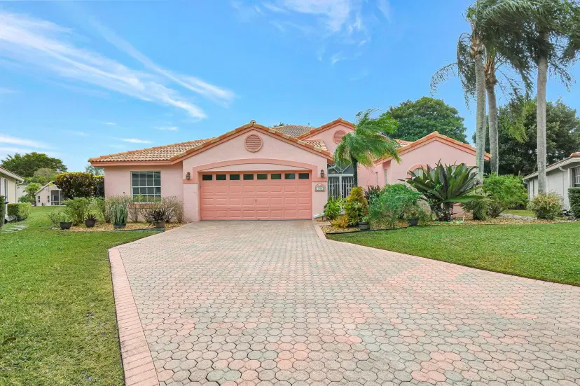 Picture of 144 Egret Circle, Greenacres FL 33413
