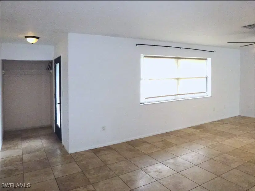 Picture of 20360 Peachland Blvd, Port Charlotte FL 33954