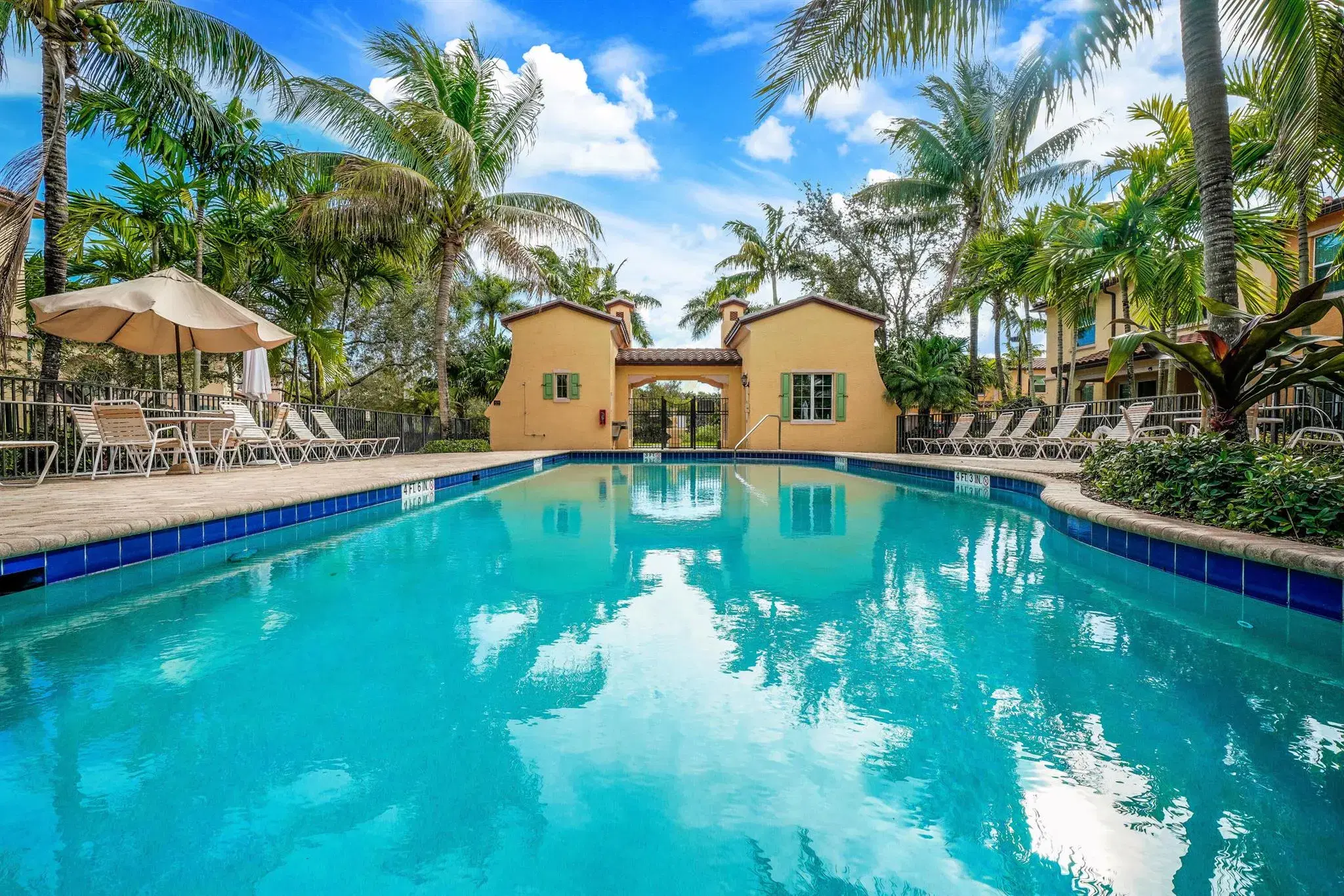 Picture of 4576 Mediterranean Court, Palm Beach Gardens, FL 33418