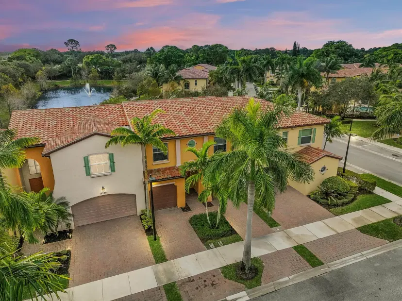 Picture of 4576 Mediterranean Court, Palm Beach Gardens FL 33418