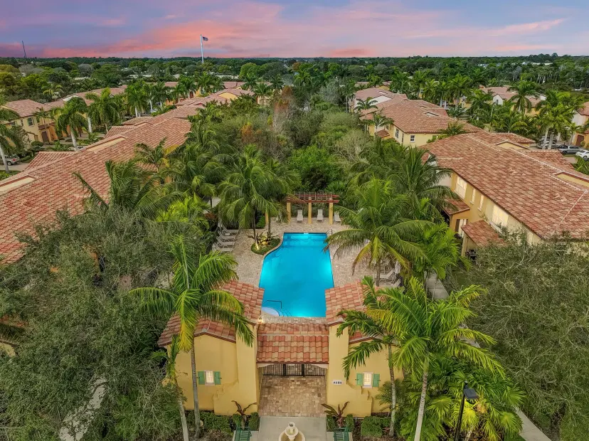 Picture of 4576 Mediterranean Court, Palm Beach Gardens FL 33418