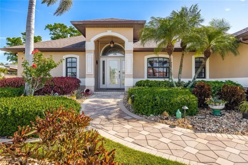 Picture of 4129 SE 1St Pl, Cape Coral FL 33904