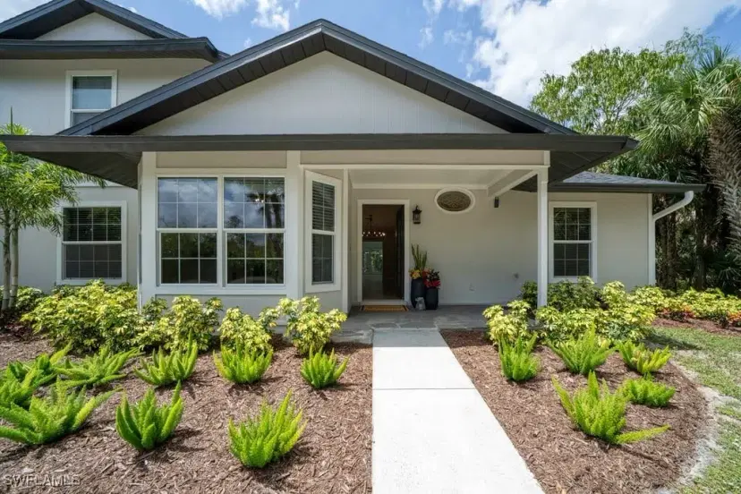 Picture of 211 11Th St Nw, Naples FL 34120