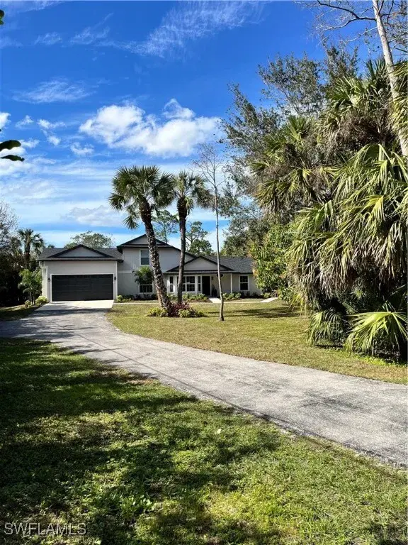 Picture of 211 11Th St Nw, Naples FL 34120