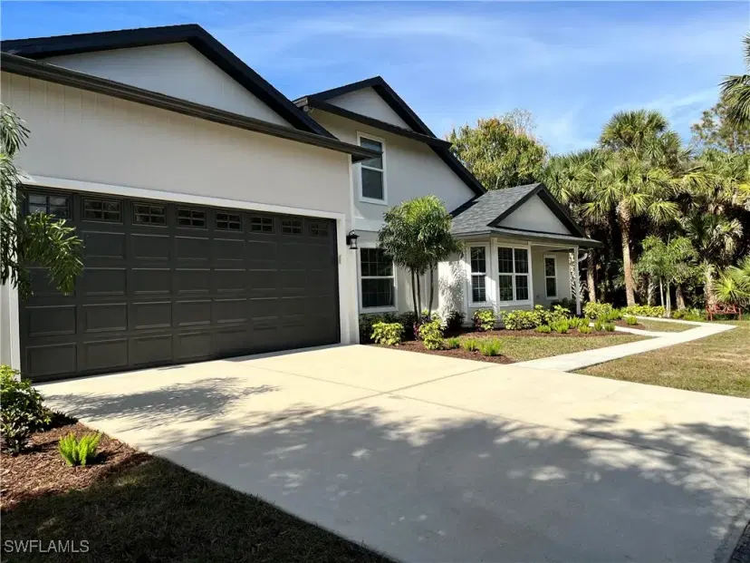 Picture of 211 11Th St Nw, Naples FL 34120