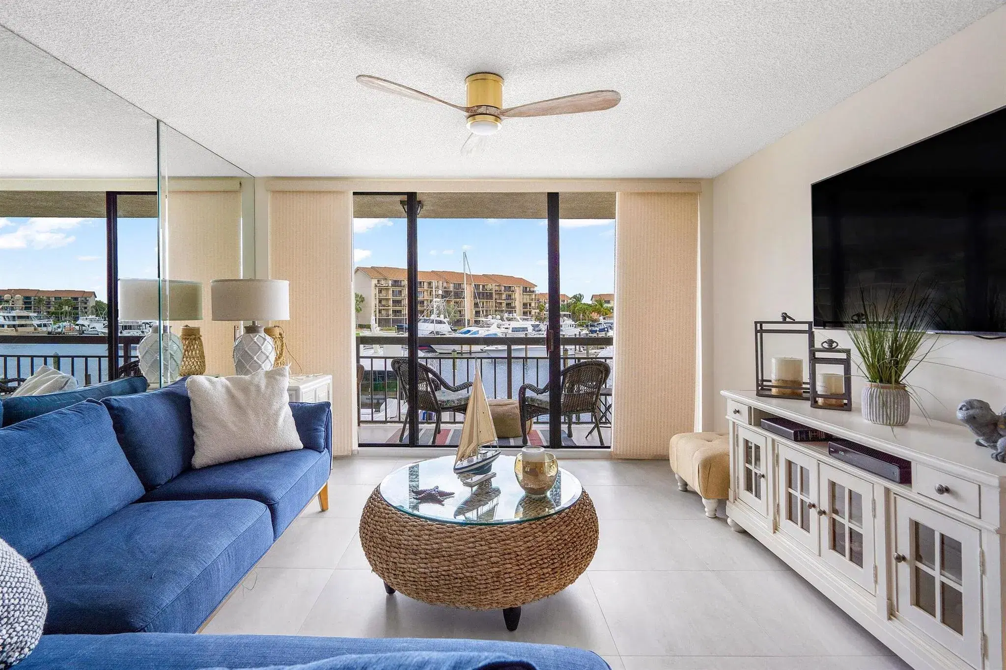 Picture of 2601 Marina Isle Way 202, Jupiter, FL 33477