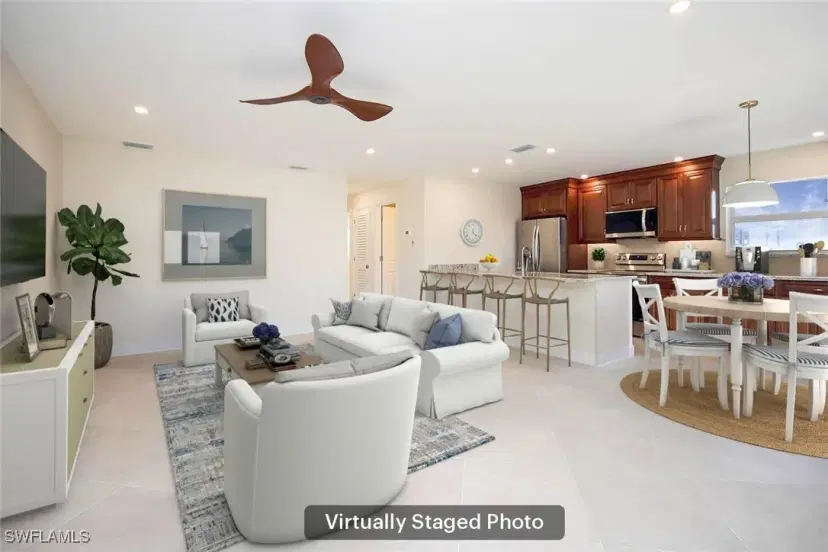 Picture of 827 E Gulf Dr M4, Sanibel FL 33957