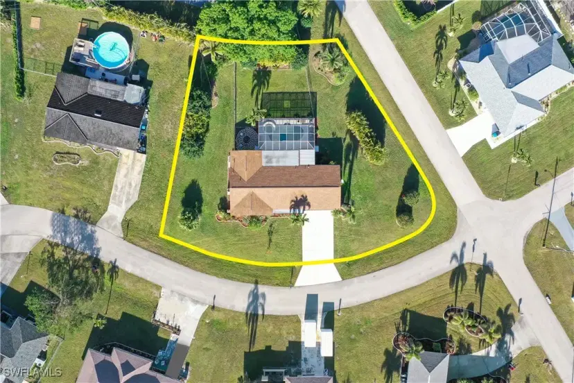 Picture of 4002 SE 10Th Ave, Cape Coral FL 33904