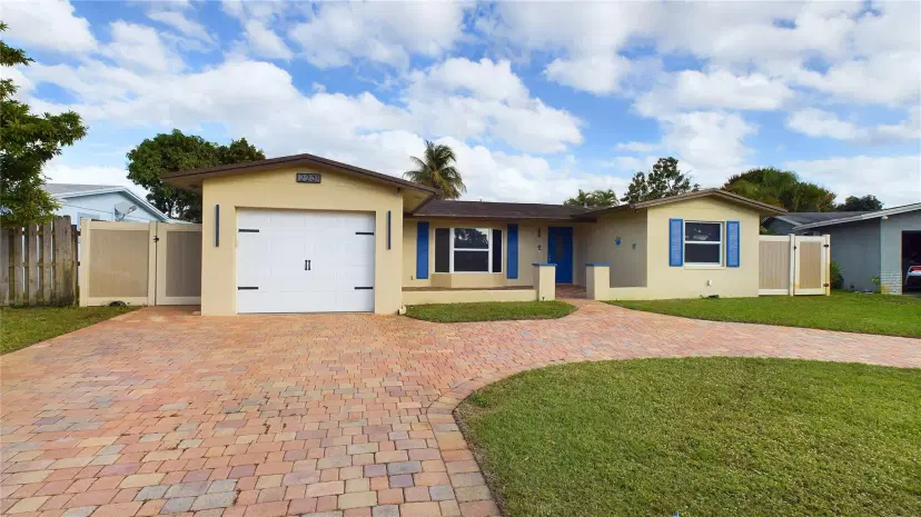 Picture of 2231 NW 93Rd Way, Pembroke Pines FL 33024