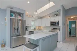 Picture of 2904 SW 39Th Ter, Cape Coral, FL 33914