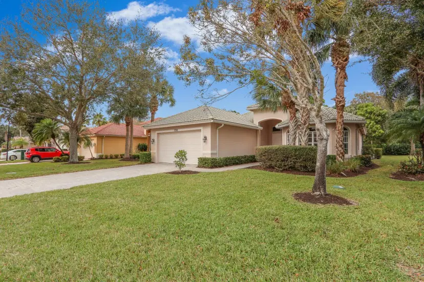 Picture of 7756 Greenbrier Circle, Port St Lucie FL 34986