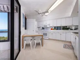 Picture of 5555 Heron Point Dr 902, Naples, FL 34108