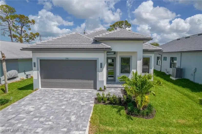Picture of 795 108Th Ave N, Naples FL 34108